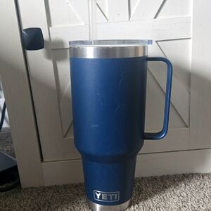 YETI Navy Insulated Tumbler 1.2L